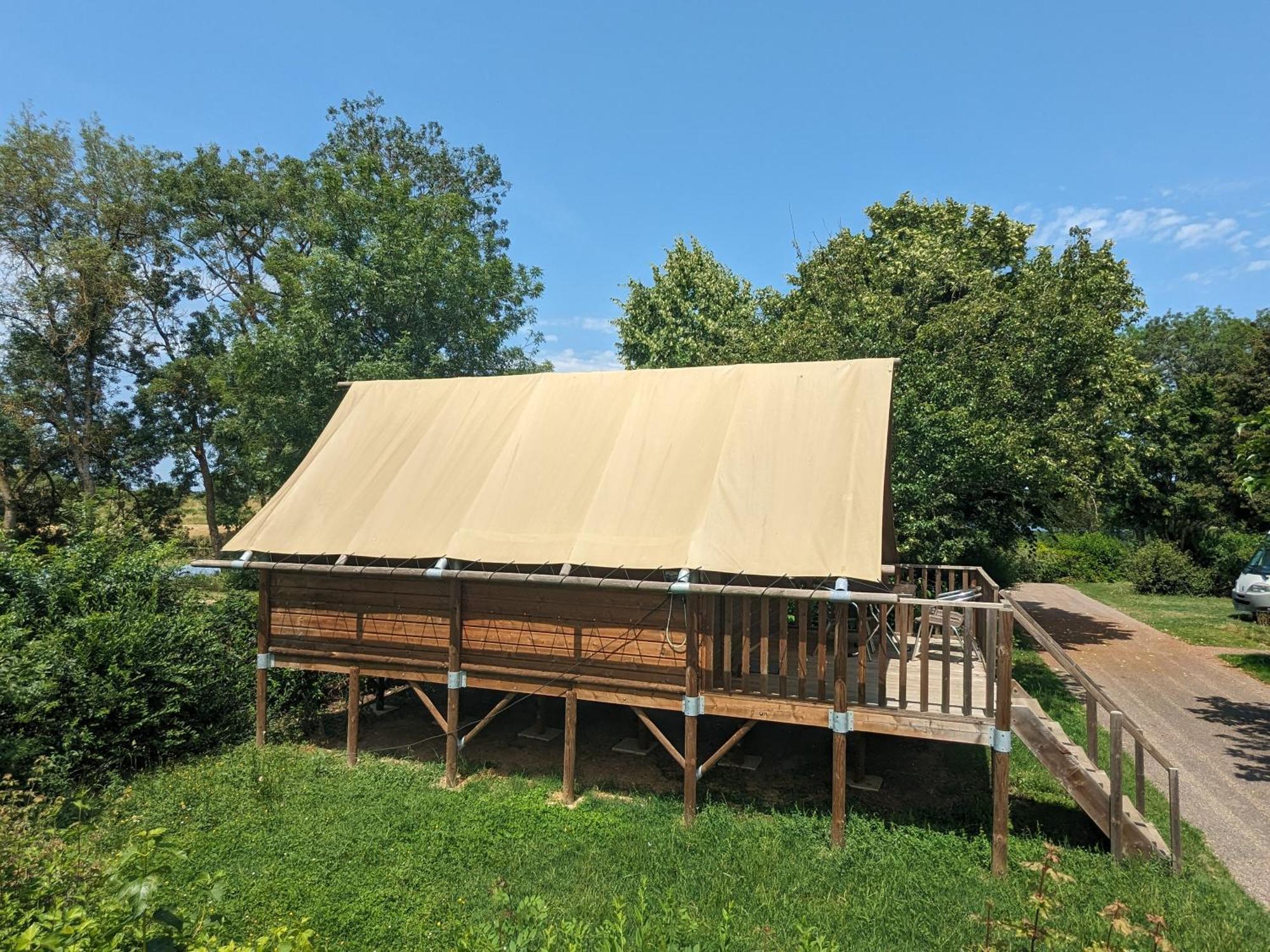 Camping Onlycamp La Confluence Savonnieres Exterior photo