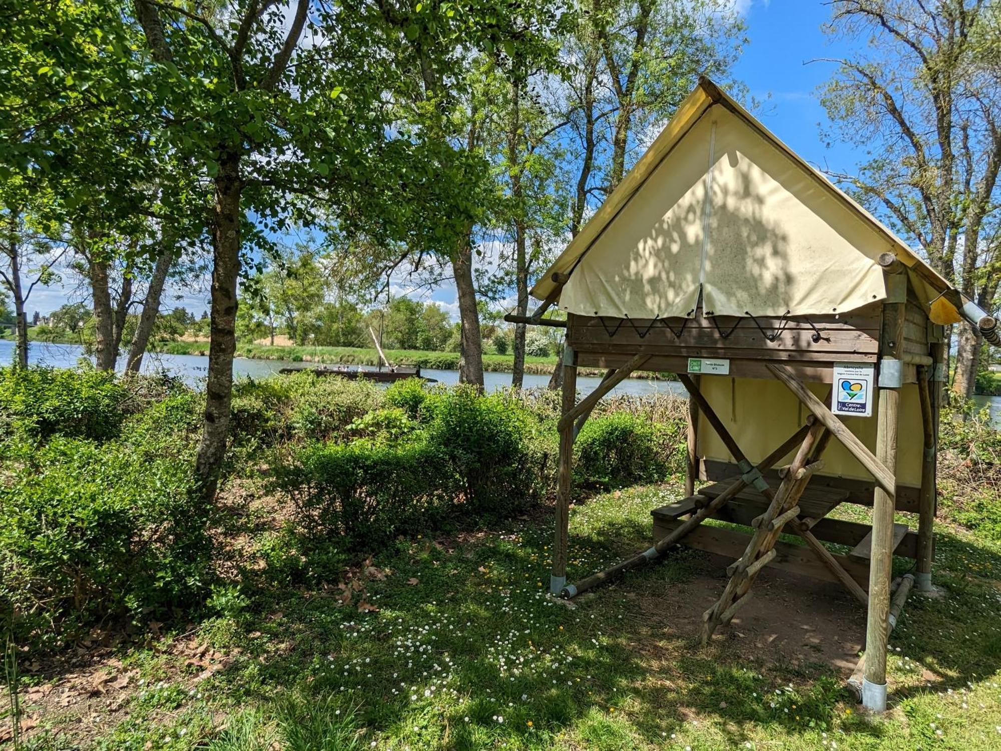 Camping Onlycamp La Confluence Savonnieres Exterior photo